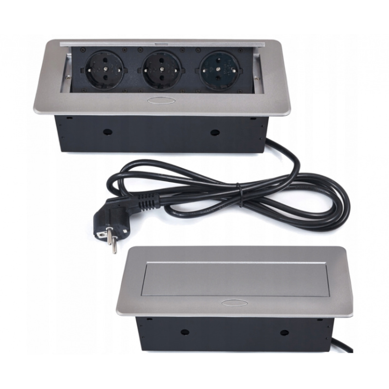 Versenkte 3-fach Steckdose in der Tischplatte