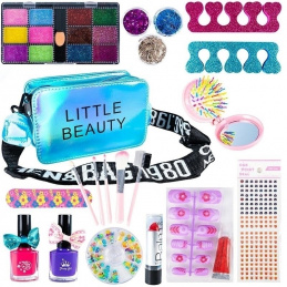 B50F3 ZESTAW KOSMETYCZNY KUFEREK